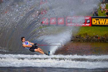GB's Freddie Winter winning silver in men's slalom at the 2022 Moomba Masters. He competes at the 2023 event on 11 March.