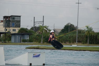 Jessie Saunders (11) is the youngest of 27 Cable Wakeboarders in the GB Team at the World Championships which begin in Thailand on 1 November 2022. (Photo from practice session)