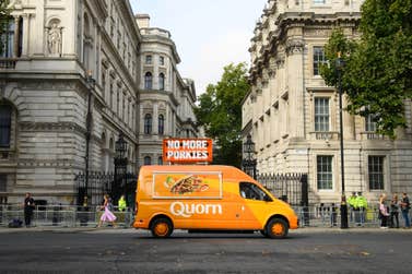 EDITORIAL USE ONLY A food truck tours Westminster, handing out pork-free, ham sandwiches to passers-by, as part of QuornÕs No More Porkies campaign, on the day Boris Johnson leaves office and a new Prime Minister is appointed, London. Picture date: Monday September 5, 2022. PA Photo. The campaign launches QuornÕs new deli range, which will be available in stores this September.